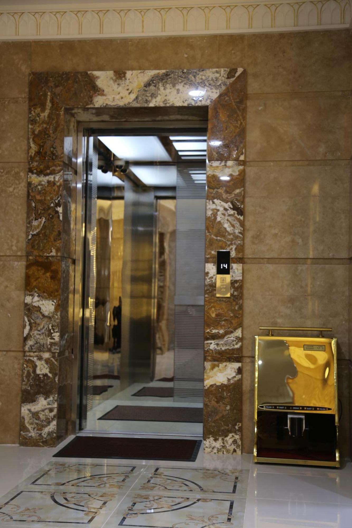 Hotel Ayni 杜尚别 外观 照片