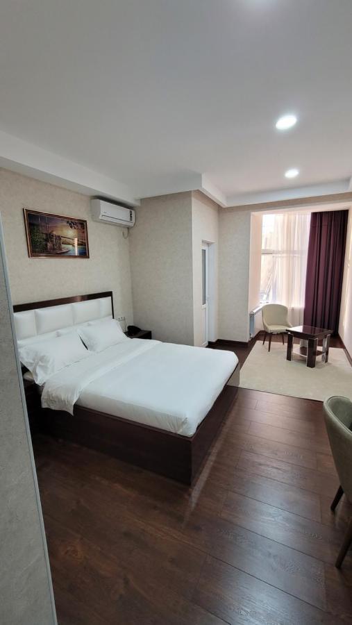 Hotel Ayni 杜尚别 外观 照片