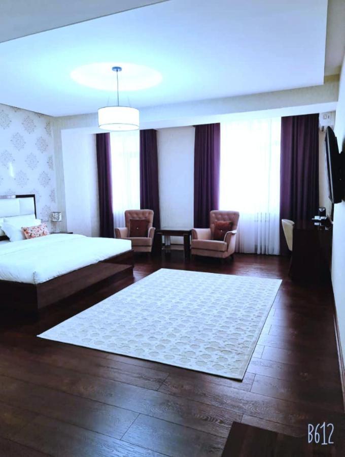 Hotel Ayni 杜尚别 外观 照片