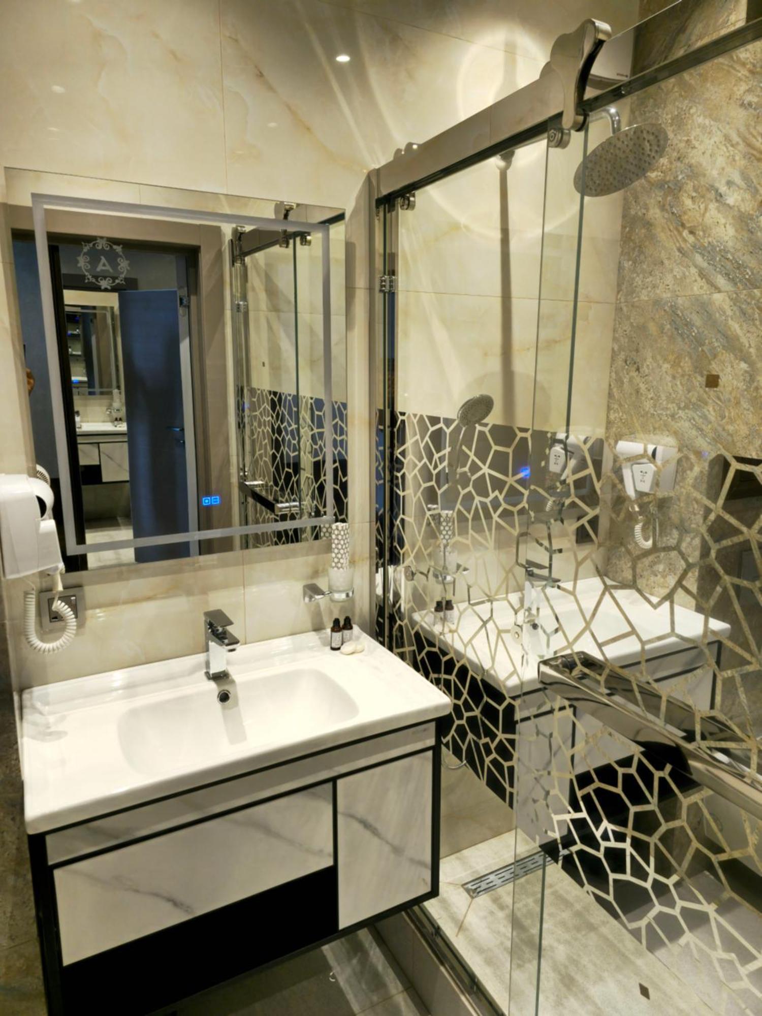 Hotel Ayni 杜尚别 客房 照片