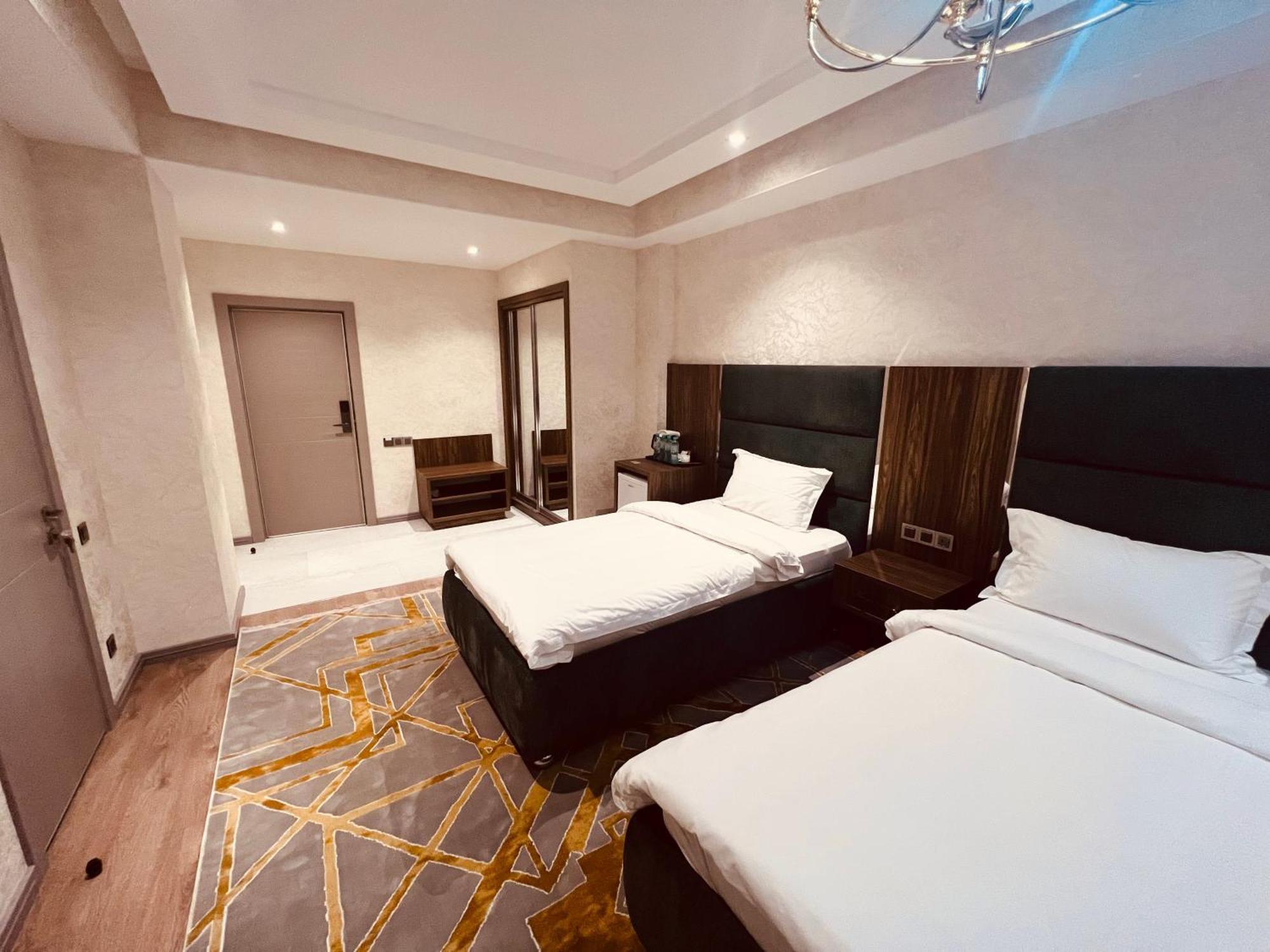 Hotel Ayni 杜尚别 外观 照片